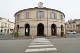 Fototapeta Do pokoju - La mairie ronde, ancienne mairie, vue de l'extérieur, ville de Ambert, département du Puy de Dôme, France