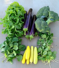 Poster - fresh vegetables on a wooden table