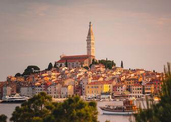 Wall Mural - Sunset over the old town of Rovinj, Croatia