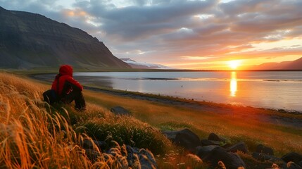 Canvas Print - Midnight sun viewing in Iceland, awe-struck travelers