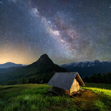 ‭pasture‬ Hut Under The Milky Way Galaxy With Mountain View