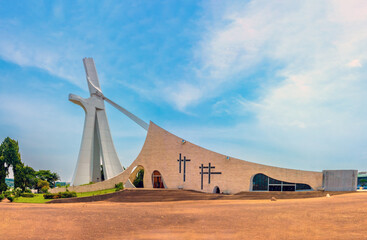 Wall Mural - The monumental modernist Cathédrale Saint-Paul d,Abidjan (St. Paul's Cathedral), Abidjan, Côte d'ivoire (Ivory Coast), West Africa