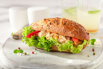 Canvas Print - Tasty sandwich made of vegetables and chicken paste .