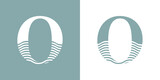 Fototapeta Do przedpokoju - Logo Nautical. Letra inicial O con olas de mar