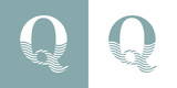Fototapeta Do przedpokoju - Logo Nautical. Letra inicial Q con olas de mar