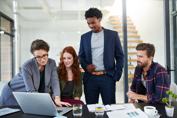 Aufkleber - Laptop, teamwork or people in startup for problem solving, conversation or discussion for tech news. Solution, meeting or women in office for planning strategy, feedback data or online collaboration