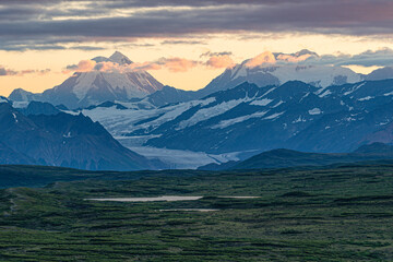 Canvas Print - Mt Hayes Morning