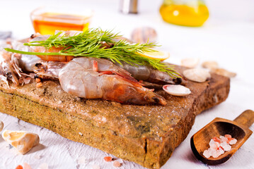 Wall Mural - raw shrimps with salt and spice