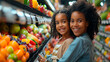 conmovedor momento de una madre y su hija comprando juntas en un supermercado.
