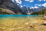 Fototapeta Sawanna - Alpine lake in mountains. Moraine Lake in Banff National Park, Canadian Rockies, Alberta, Canada.