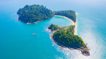 Wall Mural - View of Kamtok island or Koh Kamtok in the Andaman Sea, blue waters of Ranong Province, Thailand, Asia