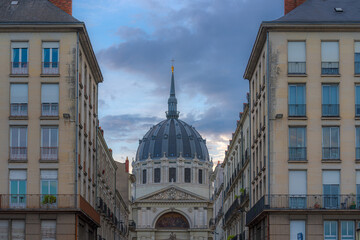 Wall Mural - Nantes, France. View of Cupola of Notre-Dame de Bon-Port, a Roman Catholic Basilica constructed in 1846 by the architects Seheult and Joseph-Fleury Chenantais