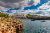 Fototapeta Do pokoju - Widok śródziemnomorski, relaks i wypoczynek, wyspa Menorca, tapeta	