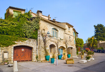 Wall Mural -  Vintage house in french village Saint-Paul-de-Vence, France