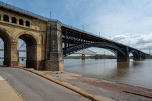 Eads Bridge Over Mississippi River In St, Louis, Missouri On Sunny April Morning.