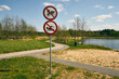 znak,zakaz jazdy na skuterze wodnym,zakaz pływania