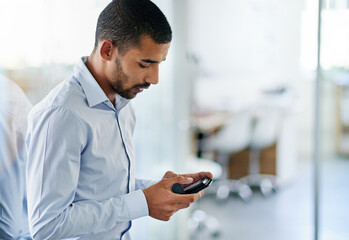 Poster - Serious, smartphone and business man in office for reading email, networking or browsing website. Professional, financial consultant and male employee for communication, news article or social media