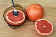 Apetyczne aromatyczne owoce cytrusowe, egzotyczne owoce z importu 
