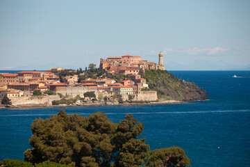 Wall Mural - Italia, Toscana, Livorno, Isola d'Elba. Veduta di Portoferraio.