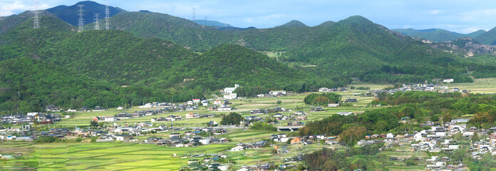 Wall Mural - 兵庫県加東市・太古の時代、県中央南部にかつて水海があった。三草山を越え、今は平原の様相を呈する	