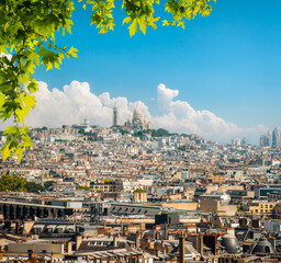 Wall Mural - Sacre Coeur in Montmartre