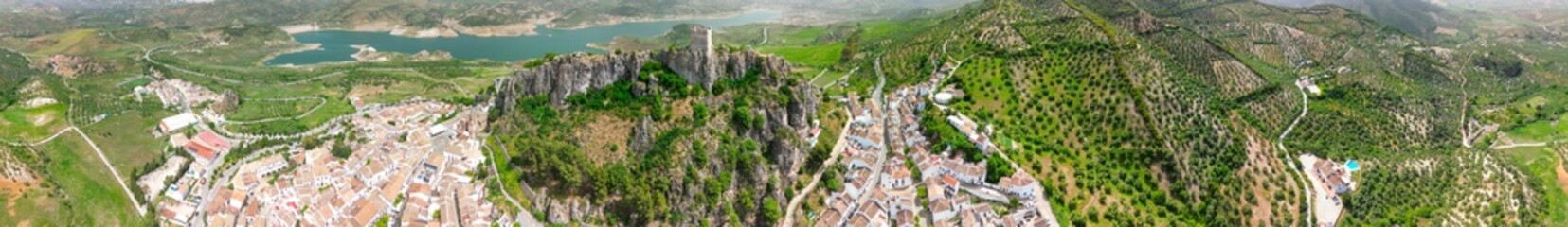 Canvas Print - Aerial view of Zahara de la Sierra, Andalusia. Southern Spain