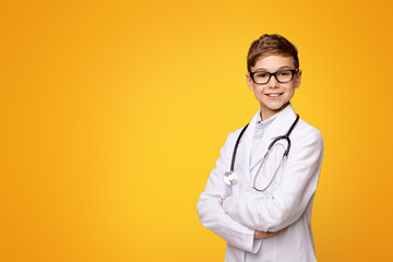 Aufkleber - A young boy wearing a white lab coat and glasses stands confidently, showcasing his curiosity and ambition in a scientific environment.
