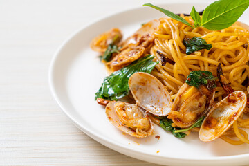 Sticker - Stir Fried Spaghetti with Clams and Garlic and Chilli