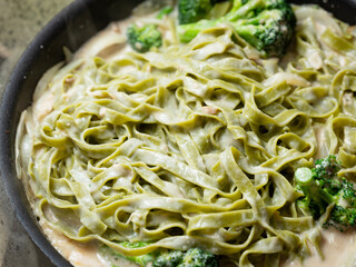 Wall Mural - Spinach Cream Pasta in Iron Pan