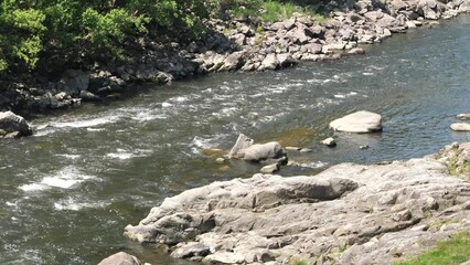 Sticker - 谷間を流れる大和川の風景