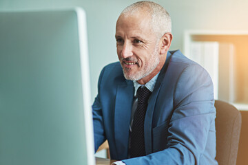 Aufkleber - Computer, search or mature businessman in office for email, reading or client, chat or b2b networking. Pc, research and manager online for proposal review, report or planning with web communication