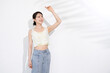Summer beauty image Young women who are concerned about the sun's ultraviolet rays Natsumi White who does not burn or whitening image Upper body