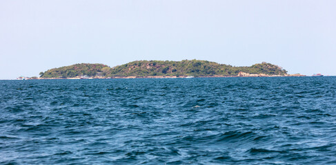 Wall Mural - Shore of an island in the sea