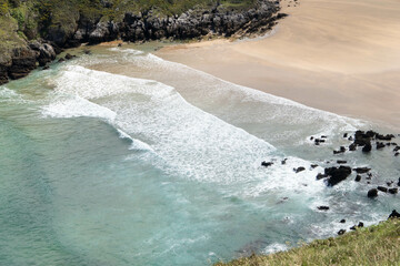 Playa con olas