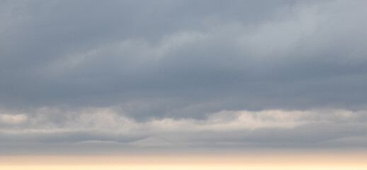 sky replacement wall cloud in gray and white