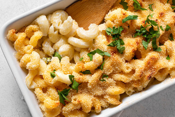 Wall Mural - Mac and cheese with breadcrumbs