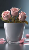 Fototapeta Do akwarium - Bouquet of three roses in a vase on a dark background