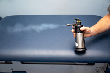 cryotherapy spray, liquid nitrogen gun cannister, freezing skin cancer lesions, australian general p