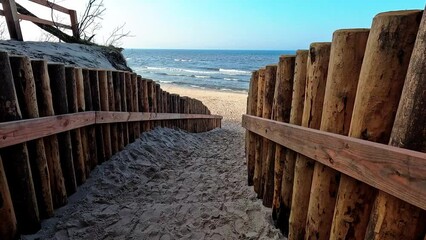 Wall Mural - Eingang zum Ostsee in Polen.
