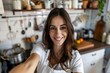 © Jorge Ferreiro - Attractive brunette woman wearing apron