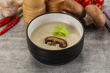 Wall Mural - Delicous mushroom champignon cream soup