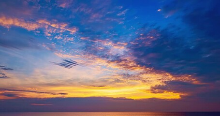 Wall Mural - Beautiful 4K Time lapse of Majestic sunrise or sunset clouds sky landscape,Amazing colorful light of nature cloudscape sky background