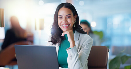 Aufkleber - Portrait, business and happy woman with laptop, confidence and consulting office for online research agency. Planning, networking and woman with computer, financial administration and support at desk