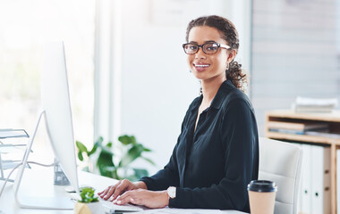 Wall Mural - Woman, portrait and computer in office with smile for career or job growth and opportunity with research. Female employee, confident and happy or proud in desk as graphic designer for digital agency