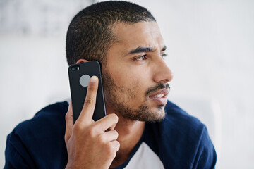 Aufkleber - Face, phone call and thinking with designer man in creative workplace for communication or networking. Negotiation, planning or problem solving with serious employee in office for mobile conversation