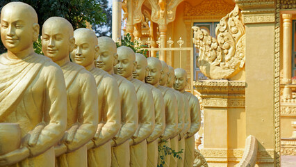 Wall Mural - Mongkol Serei Kien Khleang Pagoda in Phom Penh