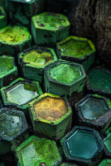 Aufkleber - Concentric hexagons with gradients from light lime to deep olive, creating a fresh and vibrant appearance,