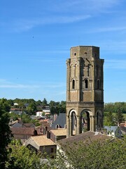 Tour Charlemagne de l'abbaye Saint-Sauveur de Charroux