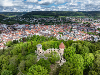 Sticker - Luftbild von der Burgruine Honburg auf dem Honberg mit der Stadt Tuttlingen