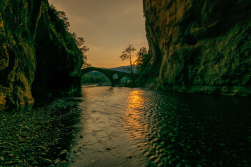 Canvas Print - sunrise over the river